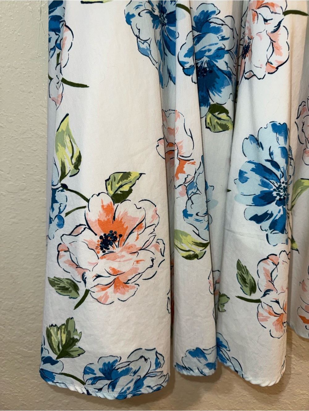 Abercrombie & Fitch White Floral Puff-Sleeve Dress with Blue & Peach Blooms - Picture 7 of 10